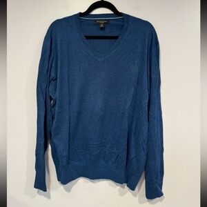 Banana‎ Republic silk linen blue sweater